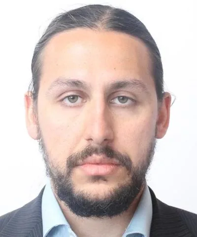 Dr. Daniel Headland